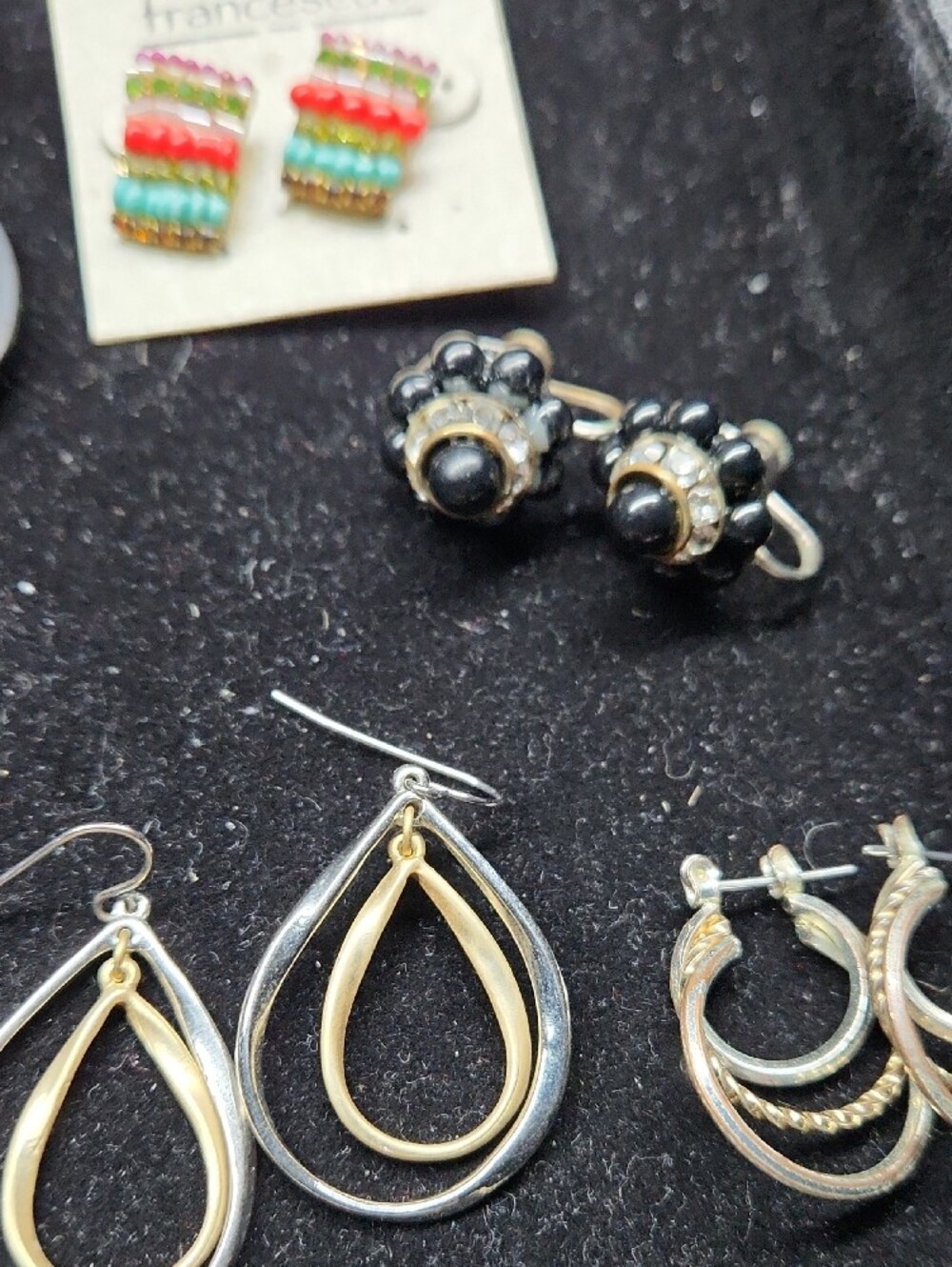 Earring Bundle - Picture 11 of 11
